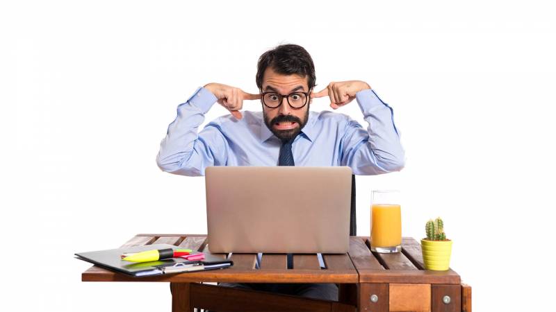 راحت شدن از سر و صدای همسایه مزاحم