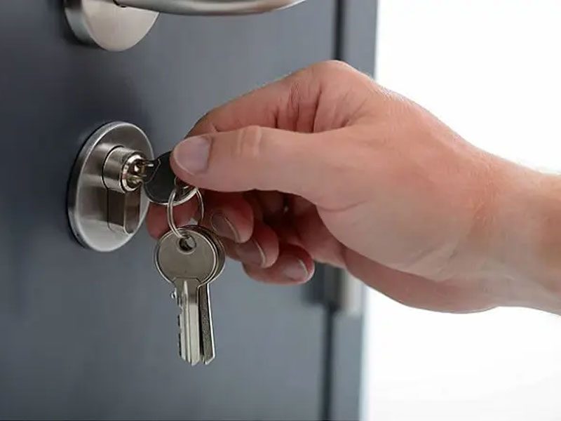 آیا در رهن بردن ملک دیگری جرم است؟